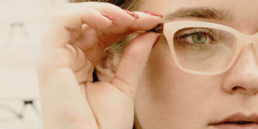 The Architecture of Presence: Why Custom Eyewear is the Secret to "Magnetic Eyes"