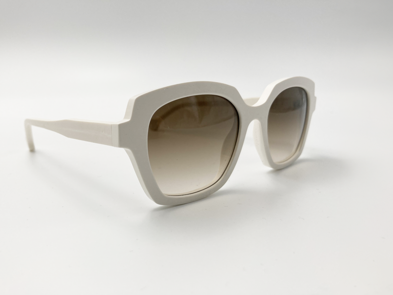 Beyond the Optical Clone: Reclaiming Your Identity in the Era of Mass-Produced Eyewear