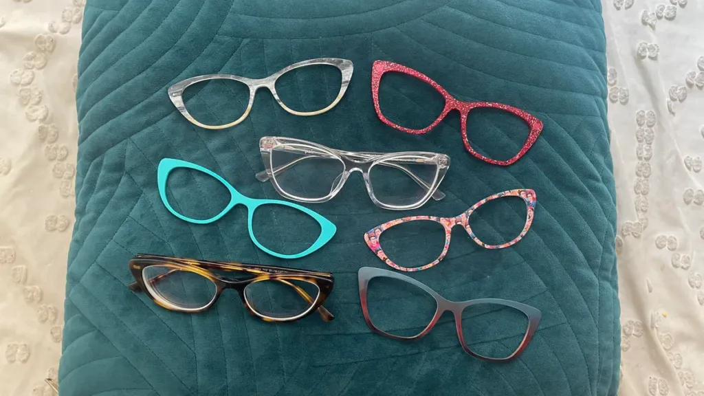 Fan Unboxing: I Bought a Box of Interchangeable Eyeglass Temples—and Now I Can’t Stop Swapping Them