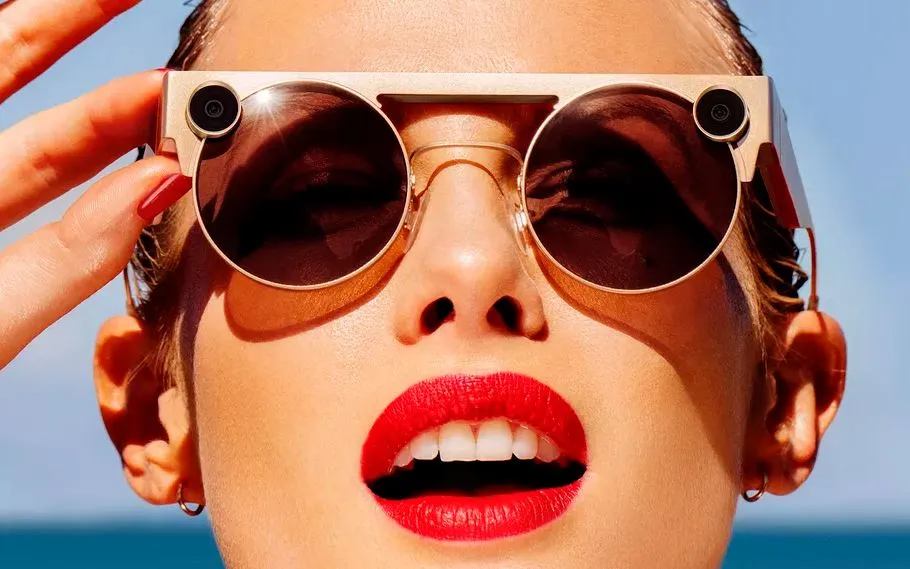 Refuse the Shake: The Ultimate Stability Experience Delivered by Mechanical Snap-Fit Custom Eyewear