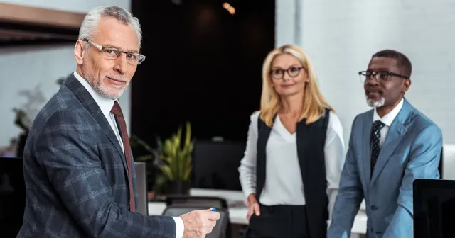 Eyewear as a Power Accessory: Why CEOs Are Turning to Custom Optical Products