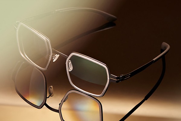 A Deep Technical Breakdown: The Application of Mechanical Snap-Fit Structures in High-End Custom Eyewear