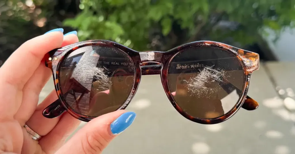 Can Scratched Eyeglass Lenses Be Repaired? The Truth About Polishing and Scratch Removal