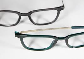 Engineering & Technology Showdown: Screwless Snap-Fit Custom Eyewear — Decoding the Structural Philosophy Behind German and Japanese Custom Brands