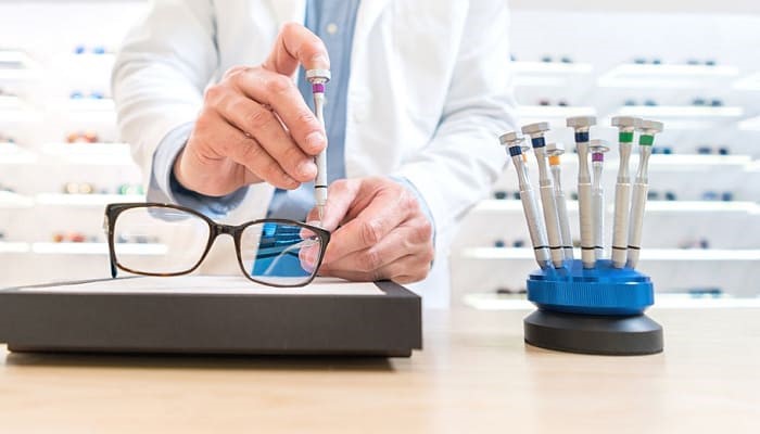 Lens World Restoration: Inside the Professional Eyewear Maintenance Laboratory